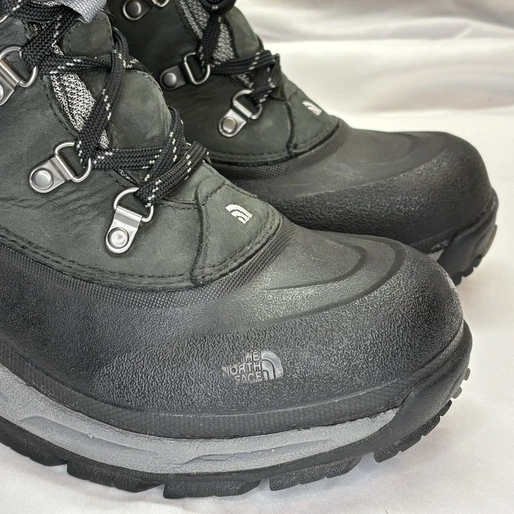 The North Face Chilkat Waterproof Duck Boots Women's 8.5‎ LaceUp Snow PrimaLoft